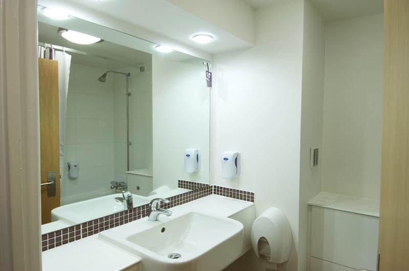 Premier Inn เคทเทอริง ภายนอก รูปภาพ